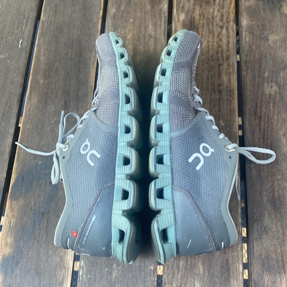 On Cloud Tec - image 6